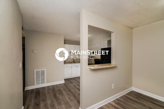 Foto del edificio - 3 Bedroom Pet-Friendly Home in Louisville,...
