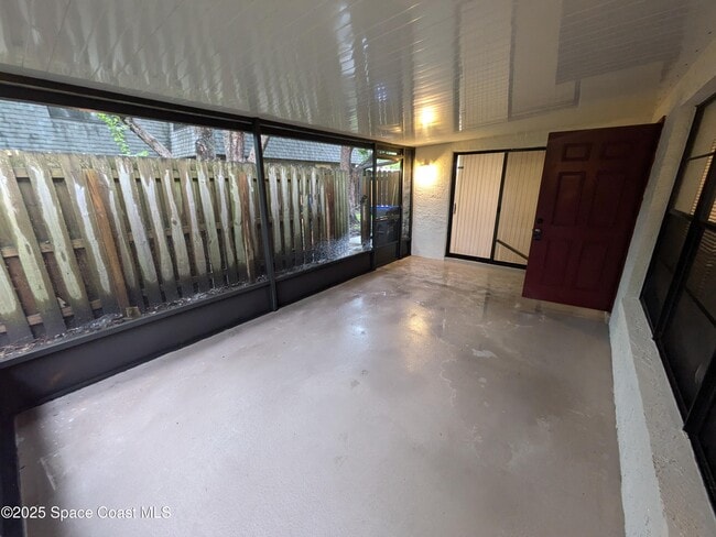 Building Photo - 2099 Harrison St