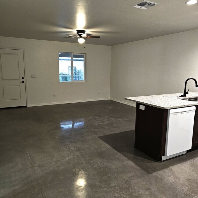 Foto del edificio - Brand New Patio Home