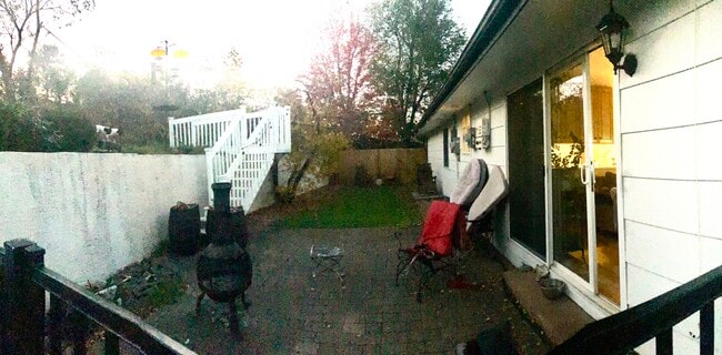 Building Photo - 2713 Northcrest Dr