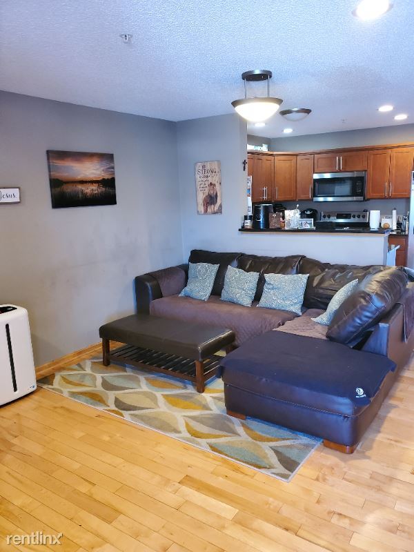 Building Photo - 2 br, 1.5 bath Townhome - 18638 Jonesboro Ct