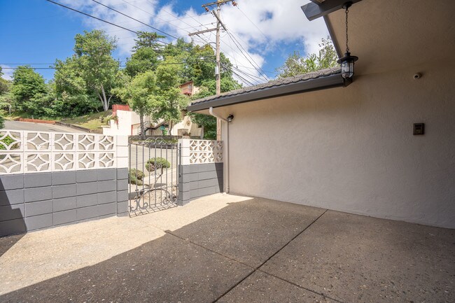 Building Photo - 4600 Mattis Ct