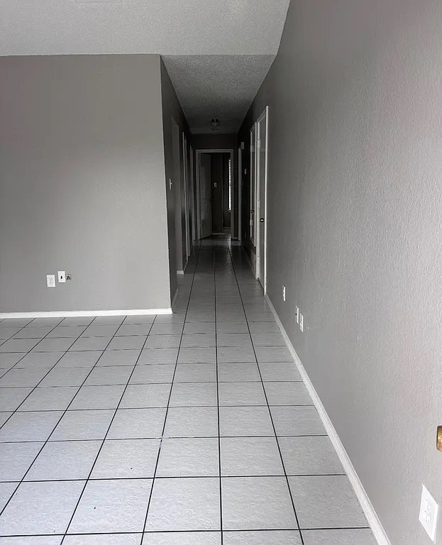 Building Photo - 737 Valley Spring Dr