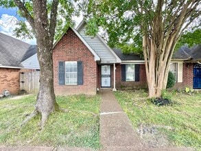 Building Photo - 6481 Summer Creek E