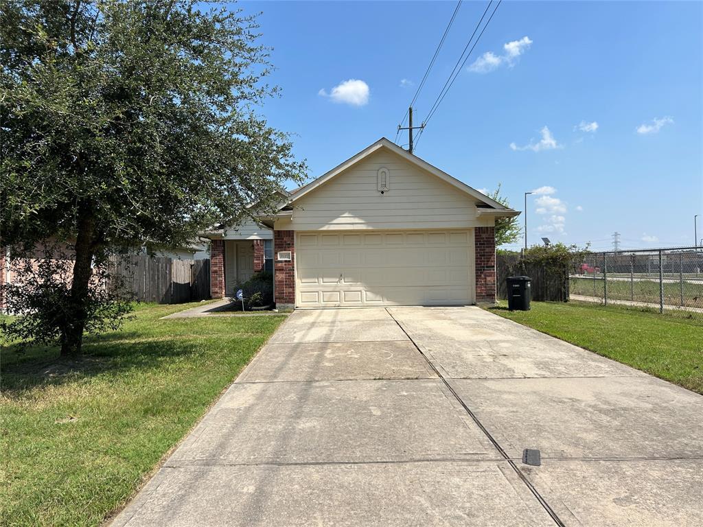 Primary Photo - 9127 Farm Ridge Ln