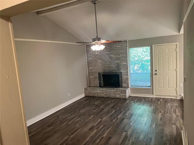 Building Photo - 211 Turtle Creek Dr