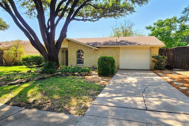 Primary Photo - 1100 Stone Trail Dr