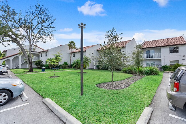 Foto del edificio - 5971 NW 17th Pl