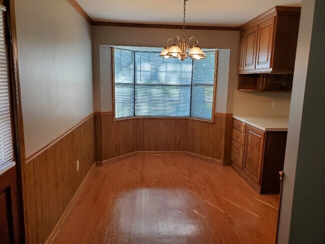 Foto del edificio - 302 Robbie St