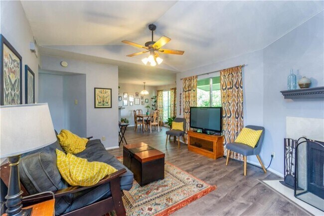 Building Photo - 2450 Wickersham Ln