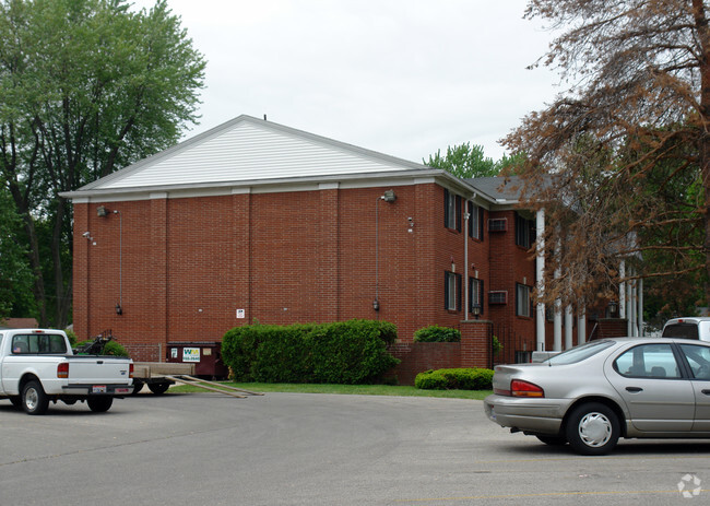 Foto del edificio - Salem West Apartments