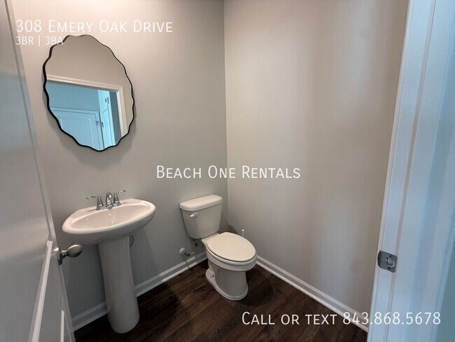 Foto del edificio - 308 Emery Oak Dr