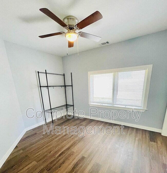 Foto del edificio - 2506 Ave I