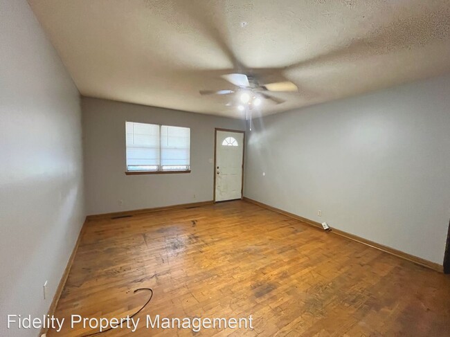 Building Photo - 3 br, 1 bath House - 845 South Link Avenue