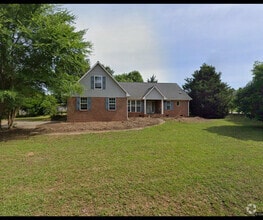 Building Photo - 210 Hampton Creek Ln