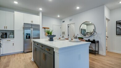 Building Photo - The Archer