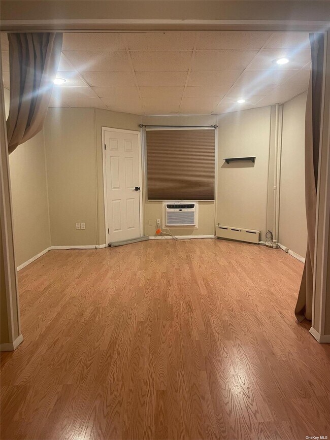 Foto del edificio - 5829 60th Ln