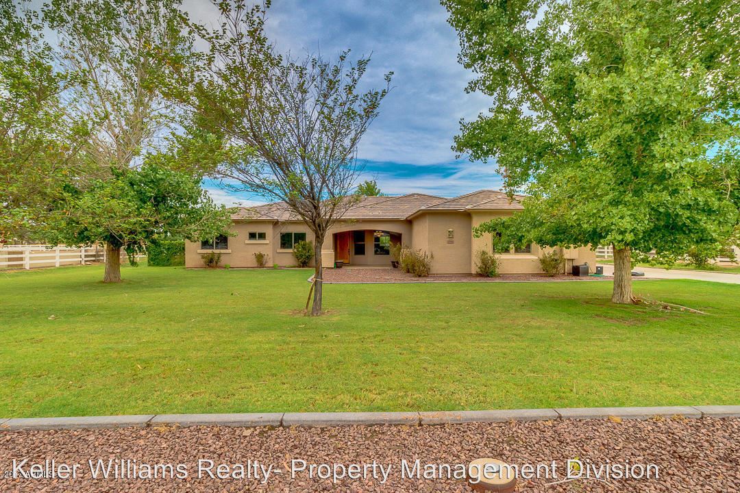 Primary Photo - 17818 W Stella Ln
