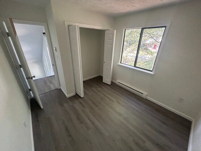 Foto del edificio - 9670 Stony Hollow Dr