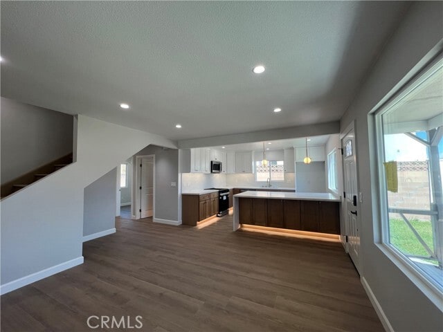 Building Photo - 15785 Stanbrook Dr