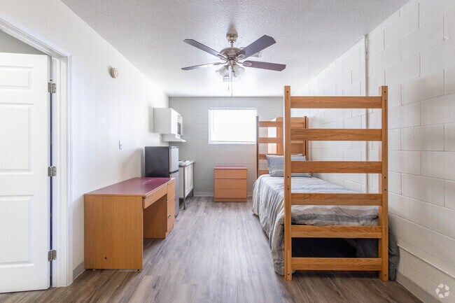 Estudio - 216 ft² - Polaris Hall