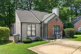 Building Photo - 105 Ellsworth Pl