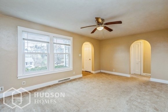 Foto del edificio - AVAILABLE NOW!  - 709 Buena Vista Blvd, St...