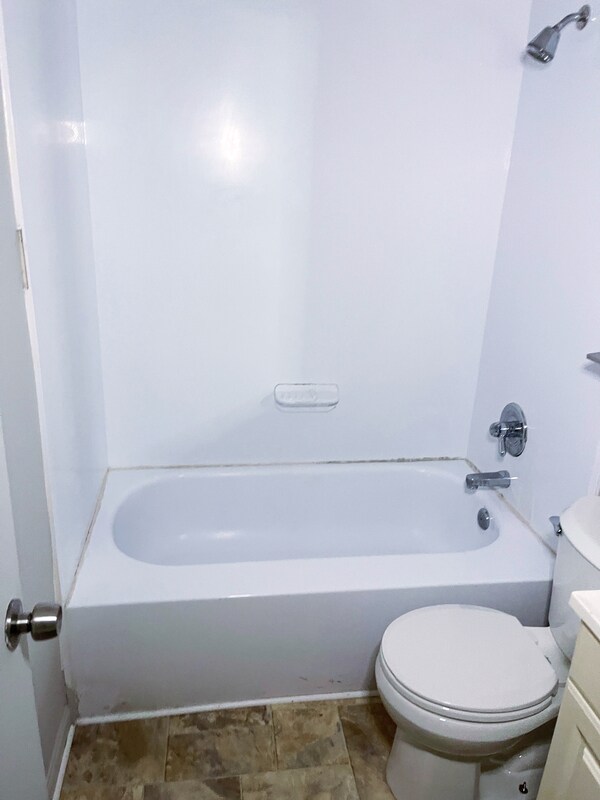 Foto del edificio - 933 Topview Dr