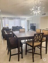 Building Photo - 405 N Ocean Blvd