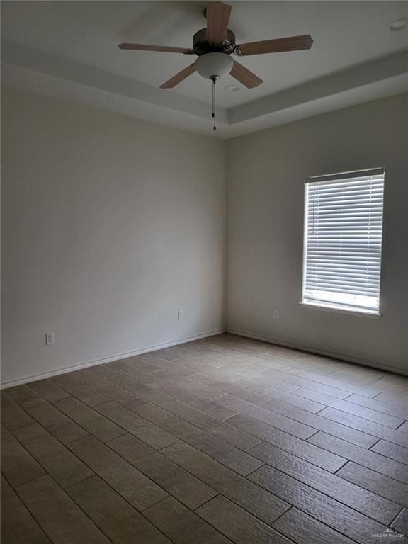 Foto del edificio - 5600 Nightingale Ave