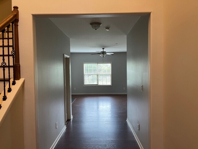 Photo - Beautiful 4bed/2.5bath Residential House i...