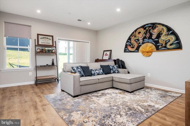 Foto del edificio - 7062 Fox Glove Ln