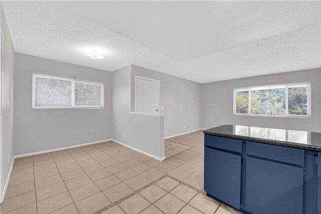 Building Photo - Available for move in 05/24/2023
