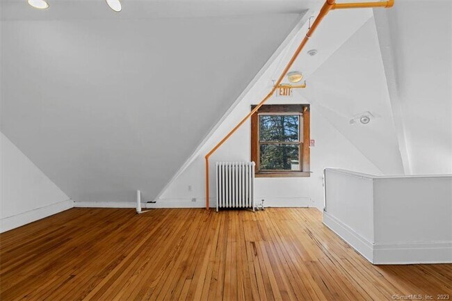 Building Photo - 98 Cold Spring St