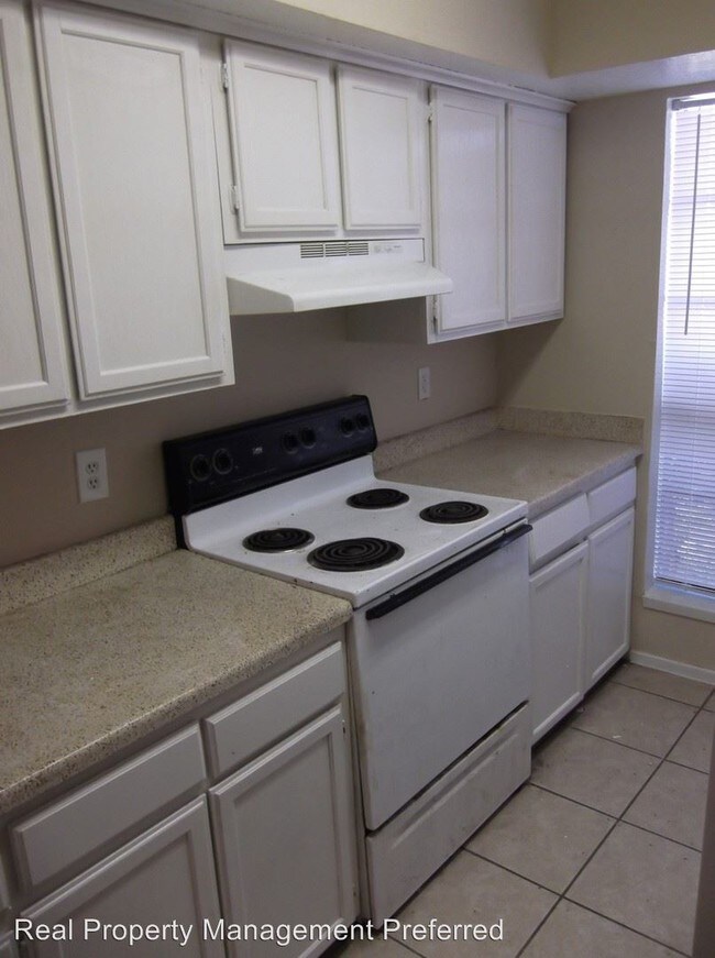 Building Photo - 12668 Windsor Village Dr