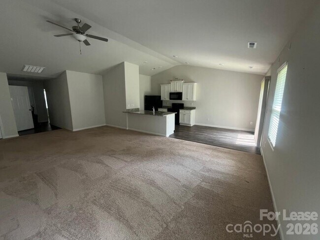 Foto del edificio - 1165 Winding Creek Rd