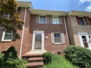 Building Photo - 184 Farrell Ln