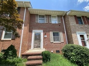 Building Photo - 184 Farrell Ln