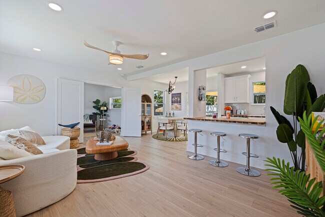 Foto del edificio - 1579 Bayshore Blvd