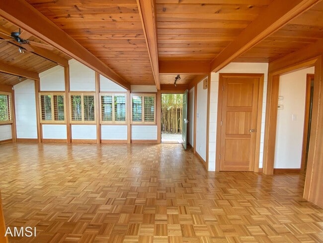 Building Photo - 3 br, 2 bath House - 1100 Western Avenue