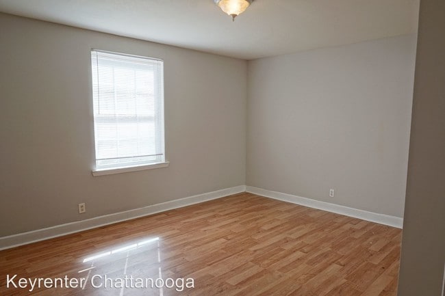 Building Photo - 2717 Folts Dr