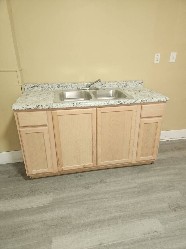 Foto del edificio - 1304-1304 W 5th St