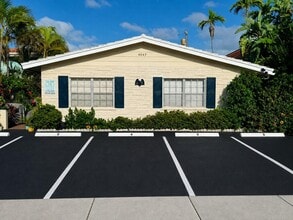 Building Photo - 4649 Bougainvilla Dr