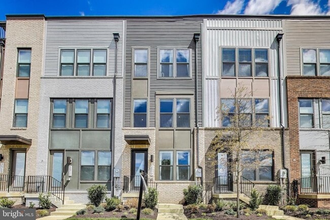 Foto del edificio - 2509 River Terrace Rd
