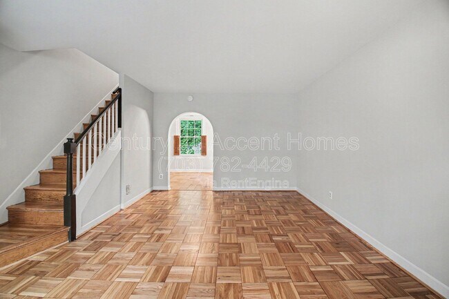 Photo - 1510 S Edgewood St Apartment