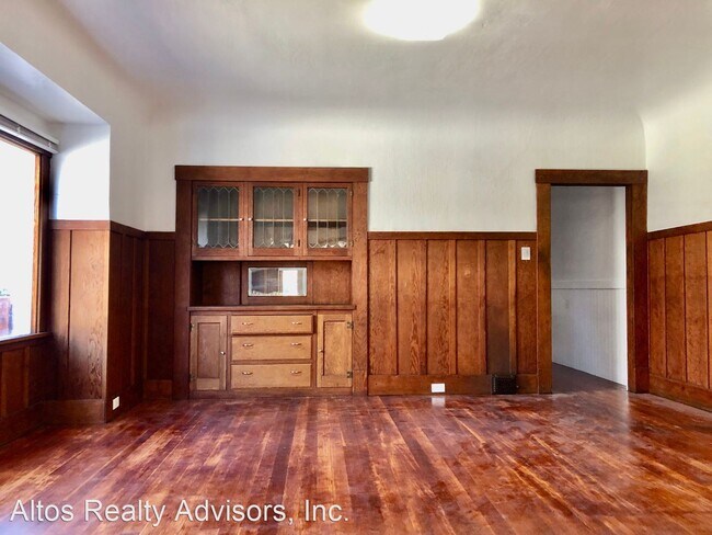 Building Photo - 2 br, 2 bath House - 362 S. 12th Street