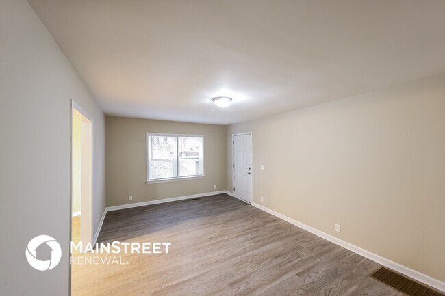 Foto del edificio - 708 Drake Ave