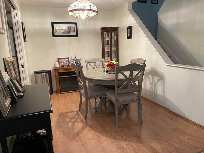 Foto del edificio - 34 Winterwood Dr