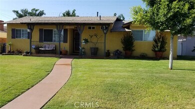 Building Photo - 1165 E Alvarado St