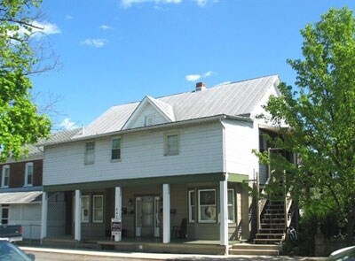Primary Photo - 442 E 5th St